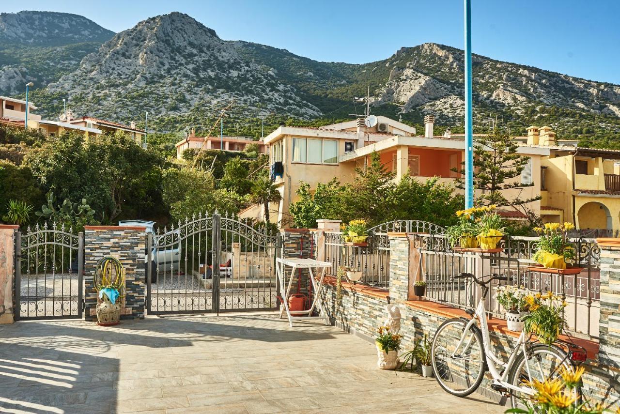 Villetta Vista Mare Кала-Гононе Екстер'єр фото
